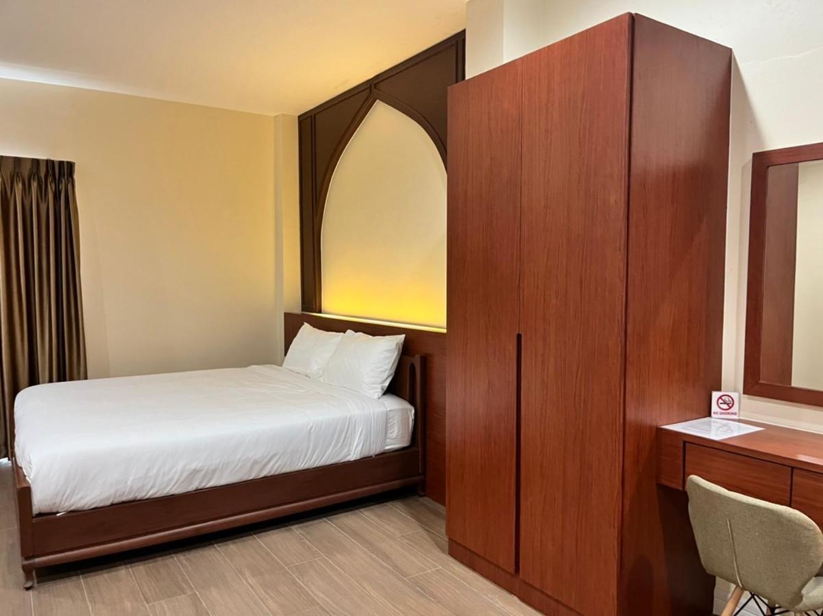 Anwari Hotel Бангкок Экстерьер фото