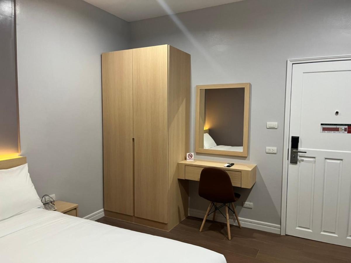 Anwari Hotel Бангкок Экстерьер фото