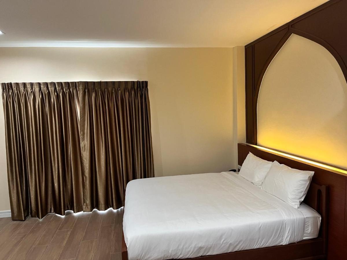 Anwari Hotel Бангкок Экстерьер фото